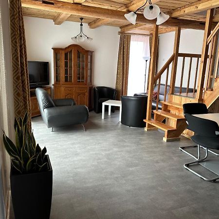 1852 Landgasthof- Ferienwohnung Elze Buitenkant foto