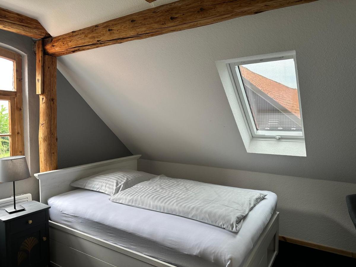 1852 Landgasthof- Ferienwohnung Elze Buitenkant foto